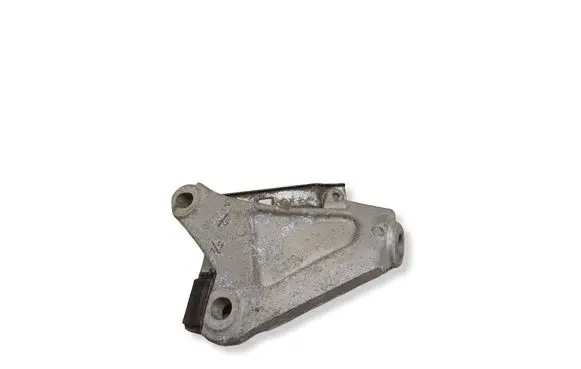 Honda Civic Engine mounting bracket 
