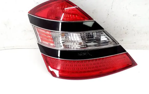 Mercedes-Benz S W221 Rear/tail lights A2218200364