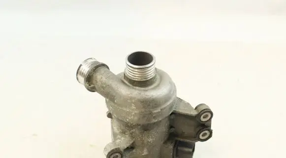 BMW 3 GT F34 Water pump 7596763 8635090 11518635090