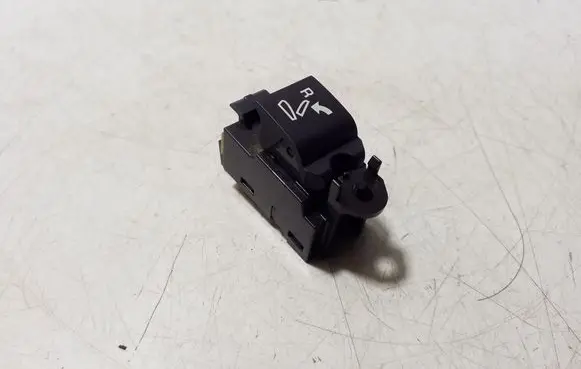 Land Rover Discovery Sport Other switches/knobs/shifts FK7214B704AA