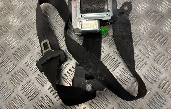 Mercedes-Benz Sprinter W906 Front seatbelt 601384300
