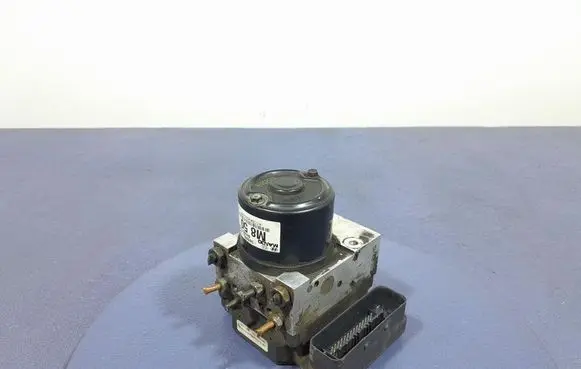 Hyundai Tucson JM ABS Pump 589202E500