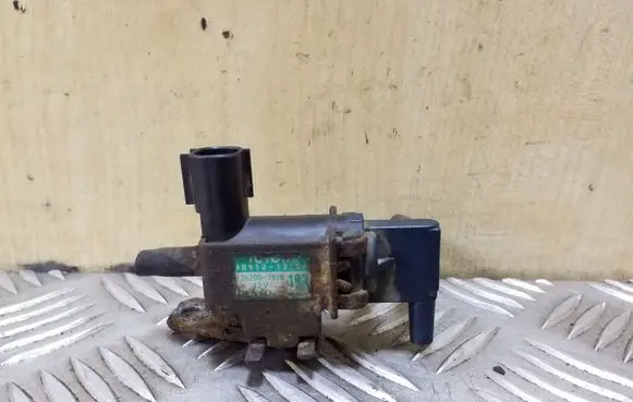 Vacuum valve