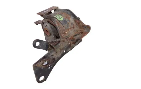 Toyota Avensis T250 Engine mount bracket
