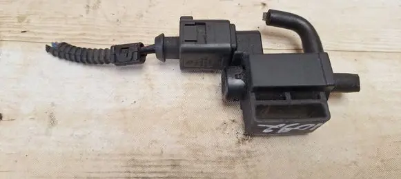 Volkswagen Jetta V Turbo solenoid valve 037906283 08T093 72288000