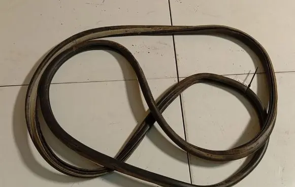 Citroen C4 Grand Picasso Trunk rubber seal (body) 