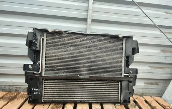 Renault Master II Radiator set 