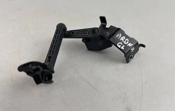 Seat Arona Rear air suspension level height sensor 4M0907503 2Q0512521B