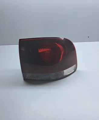 Volkswagen Touareg I Rear/tail lights 28258002