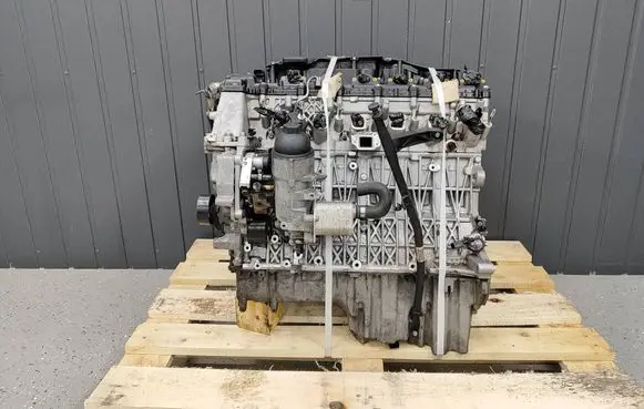 BMW 5 E60 E61 Engine 306D3 7792822 7781203