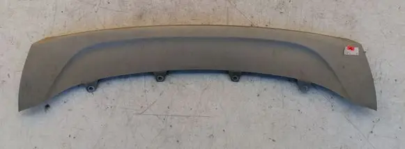 Front bumper lip