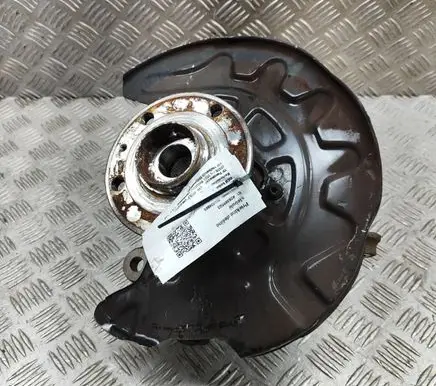 Volkswagen Golf VIII Front wheel hub 5Q0407256R