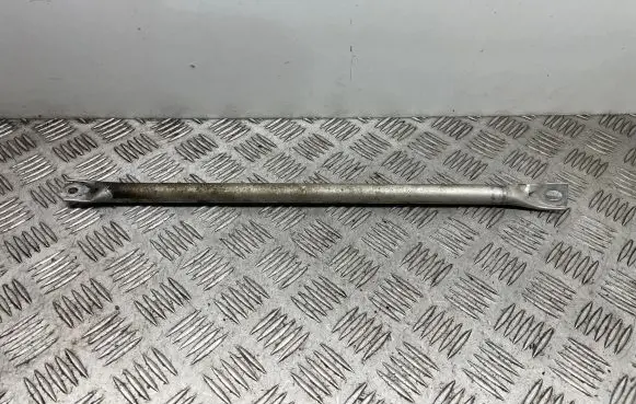 BMW 5 F10 F11 Radiator support slam panel bracket 7200776