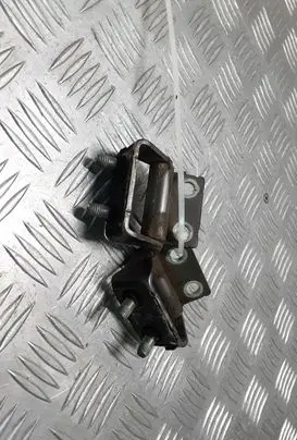 Tailgate/trunk/boot hinge