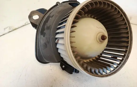 Peugeot Bipper Heater fan/blower 18173010