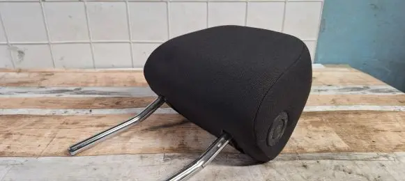 Opel Vectra C Front seat headrest 