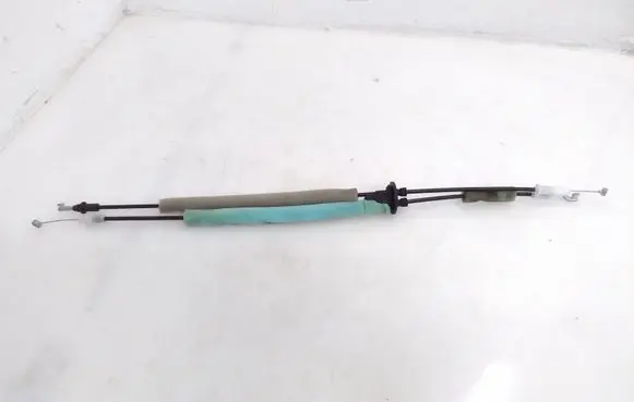 Mazda CX-30 Rear door cable line 