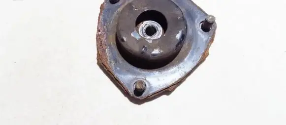 Nissan X-Trail T30 Coil spring mount 