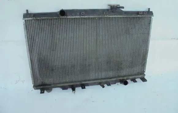 Honda CR-V Coolant radiator