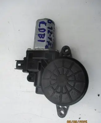 Mazda 6 Rear door window regulator motor D6515858X