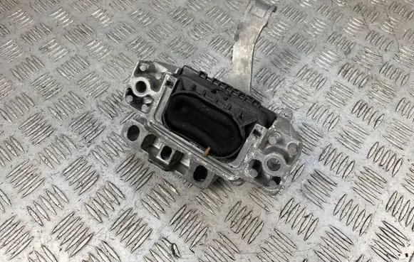 Skoda Karoq Engine mount bracket 5Q0199262BF