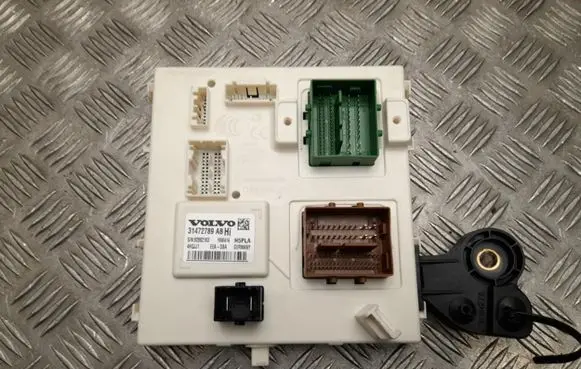 Volvo S90, V90 Comfort/convenience module 31472789
