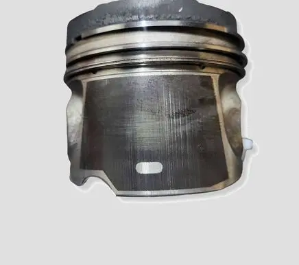 Volvo V60 Piston D5204T7