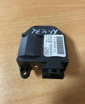 Nissan Note (E11) Air flap motor/actuator N100495G 1105051A 1000013010