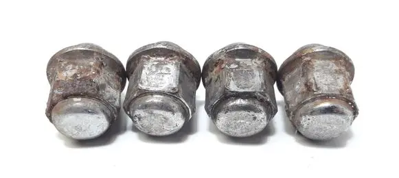 Hyundai i20 (PB PBT) Nuts/bolts 