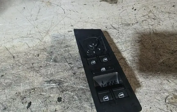 Electric window control switch