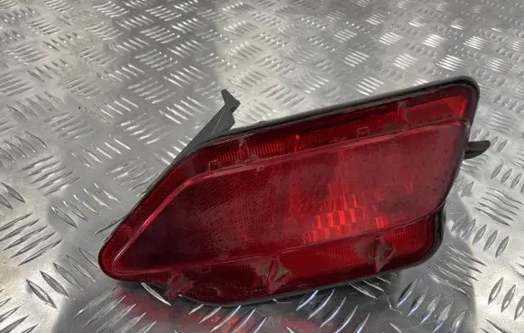 Toyota RAV 4 (XA40) Rear fog light PK15218