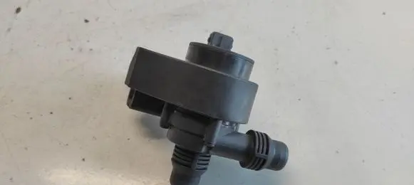 BMW 5 E60 E61 Electric auxiliary coolant/water pump 6922647 50018904