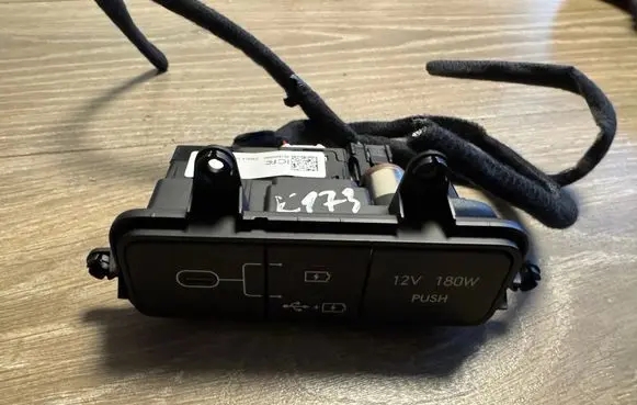 Hyundai Ioniq 5 USB socket connector 961A0GI000