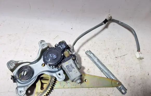 Rear door window regulator with motor