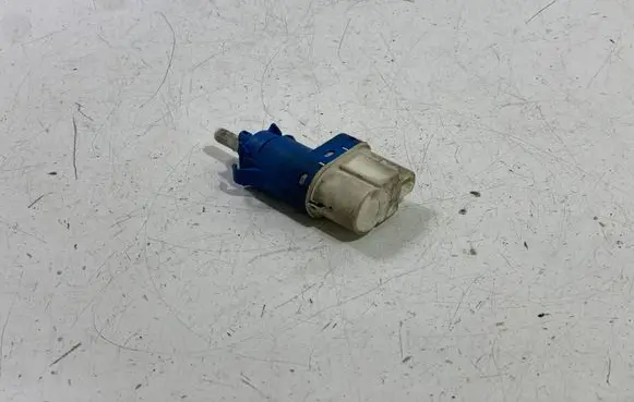 Ford Mondeo MK I Brake pedal sensor switch 3M5T9C872AC