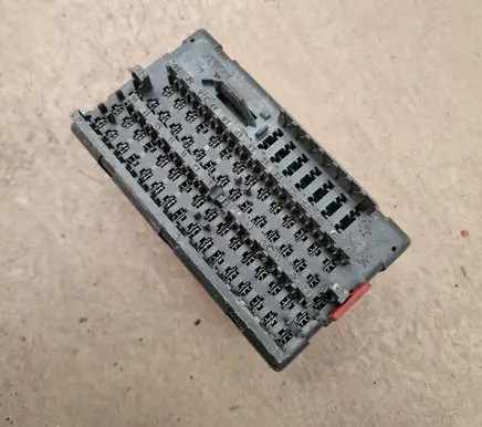 Peugeot 406 Fuse box set 9450582180