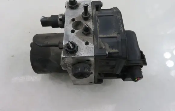 Audi A4 S4 B6 8E 8H ABS Pump 0265950011