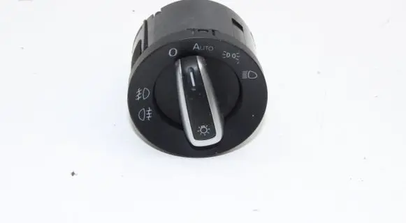 Volkswagen Scirocco Light switch 3C8941431N