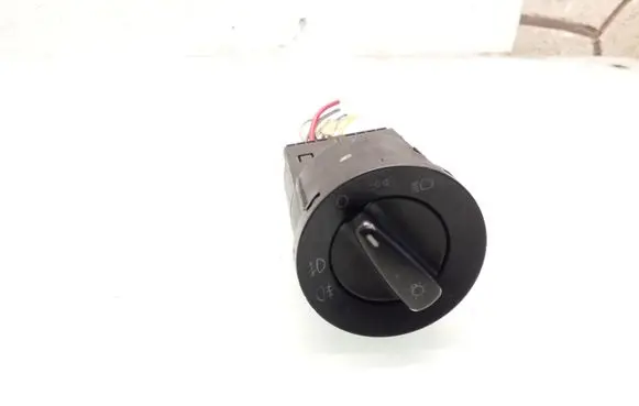 Volkswagen PASSAT B5.5 Light switch 1C0941531A