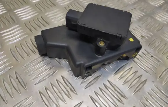 Peugeot 607 Accelerator throttle pedal 9639779180 J1004984