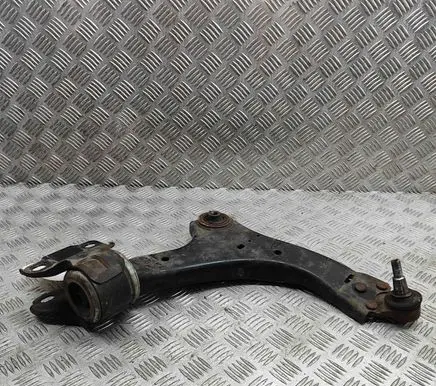 Land Rover Freelander Front lower control arm/wishbone LR007205 LR002624