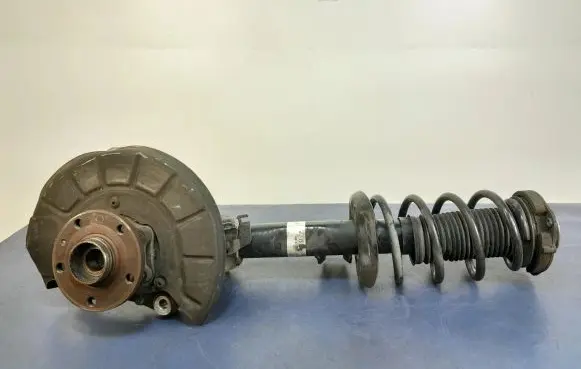 Volkswagen PASSAT CC Front wheel hub spindle knuckle