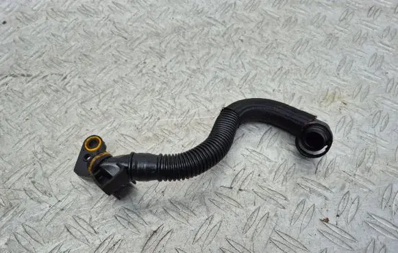 Audi A5 8T 8F Breather/breather pipe/hose 06K103213A 06K103226A