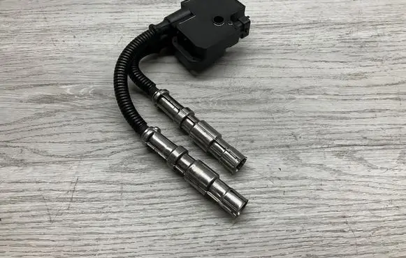 Mercedes-Benz SL AMG R129 High voltage ignition coil A0001587303