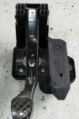 Skoda Roomster (5J) Brake pedal 6R1721058D