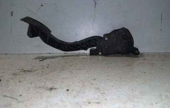 Ford Focus Accelerator throttle pedal 4M519F836BH 6PV00864103