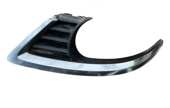 Under headlight/headlamp trim