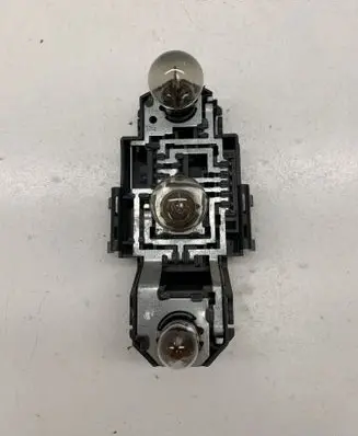 Volkswagen PASSAT B4 Tail light bulb cover holder 3A9945257