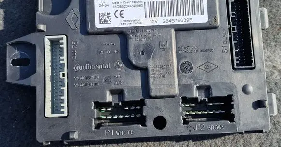 Renault Clio IV Trunk lid opening control unit 