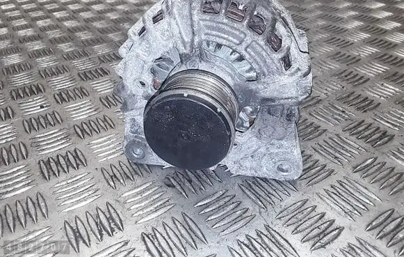 Nissan Qashqai Generator/alternator 231004ea0a